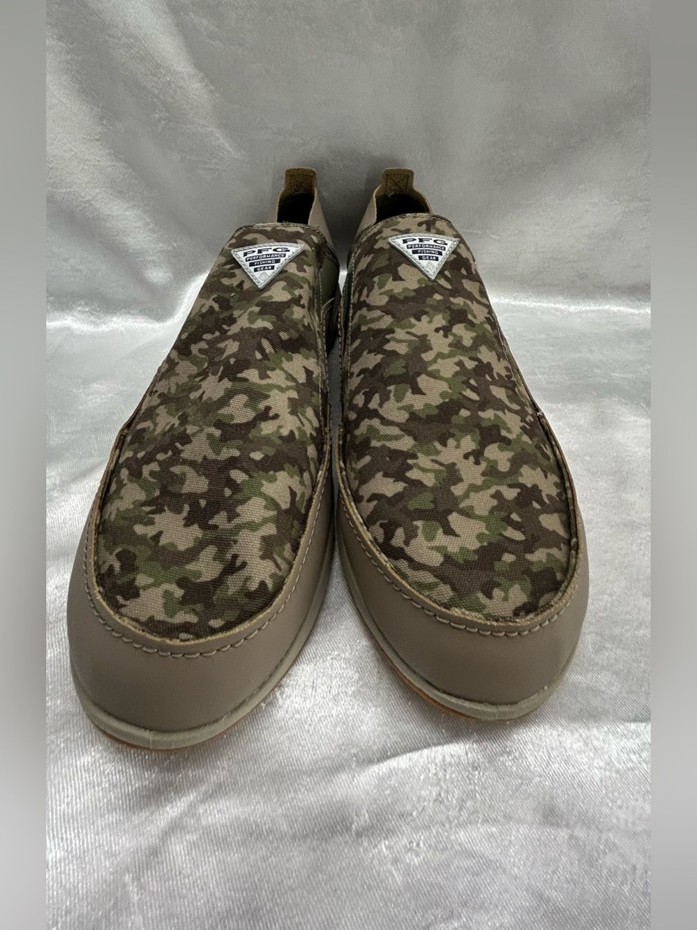 Columbia Men’s Slip-On Camo Loafers - Picture 3 of 11